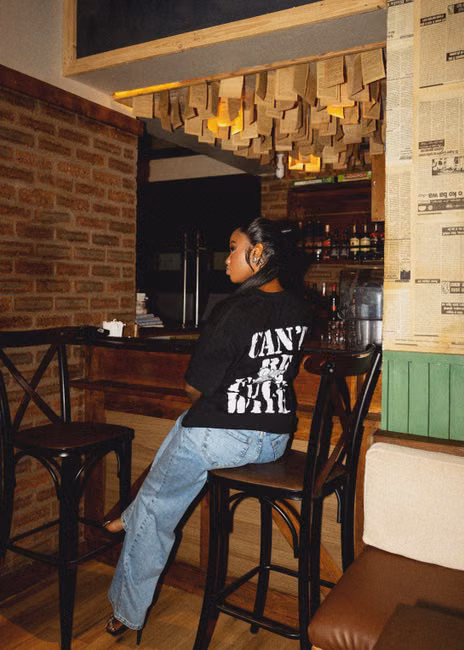 Camiseta Oversized Preta Estampada